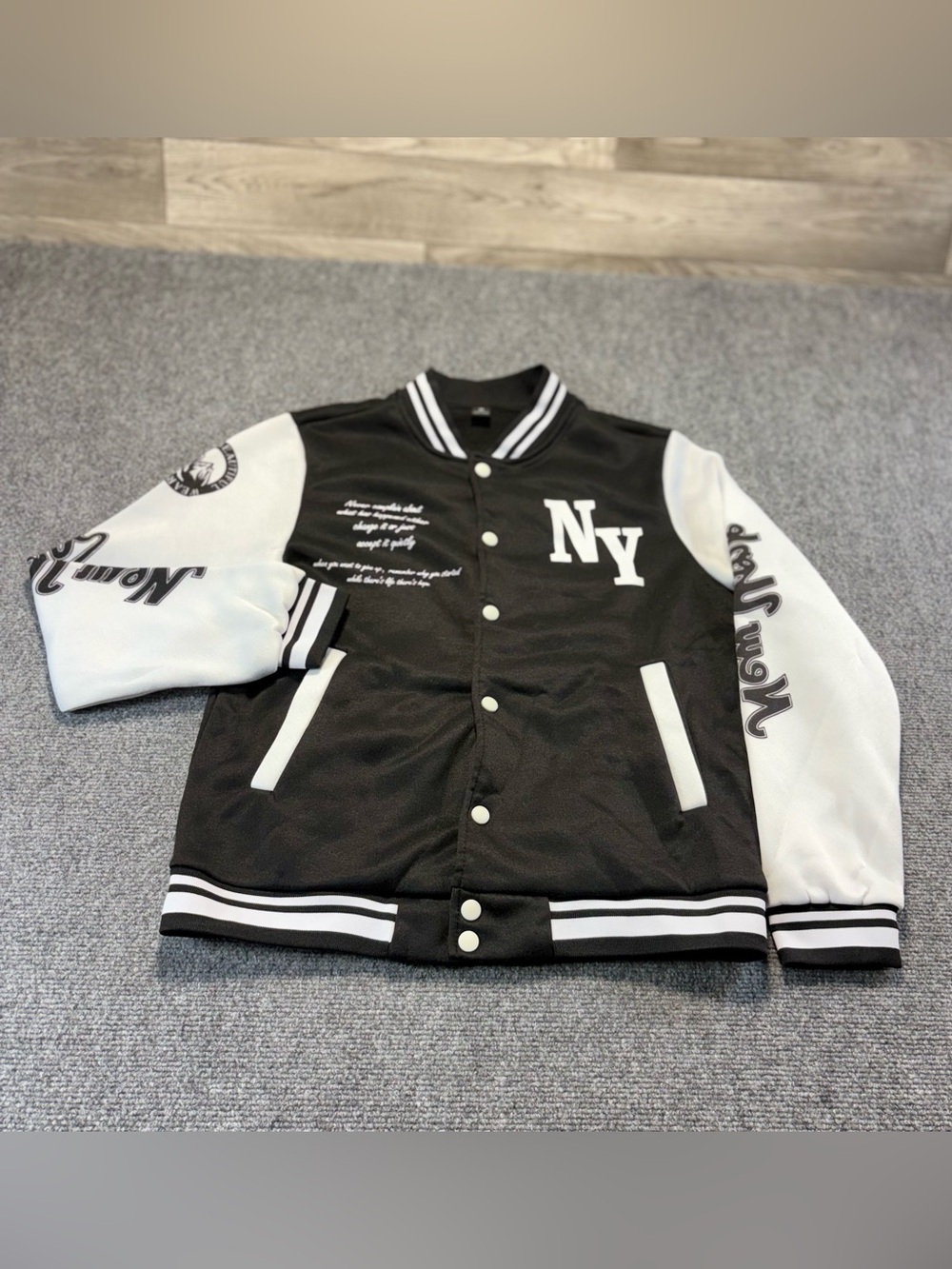 SHEIN Men XS NY Varsity Jacket Black White Graphic Colorblock Bomber
Baseball